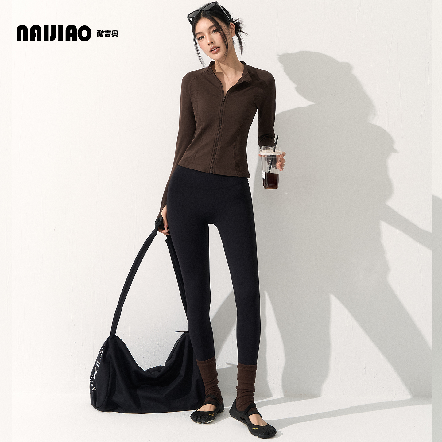 耐吉奥健身套装女户外立领修身显瘦运动外套上衣高腰瑜伽裤秋冬款