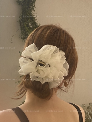 自带仙气~蓬松发抓鲨鱼夹