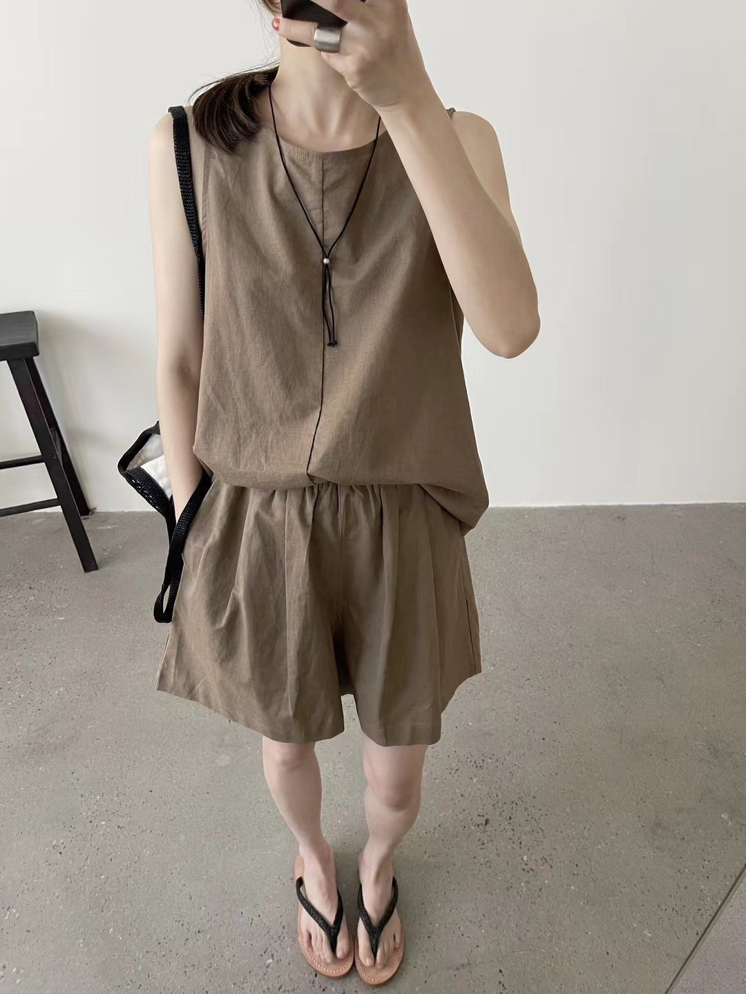 We 女装2024慵懒风棉麻背心短裤套装女夏盐系轻熟两件套均码