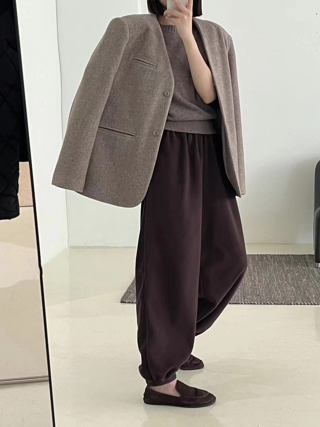 特价SPA 品质燕麦色上衣时尚V领西装毛呢气质女装羊毛西服短外套