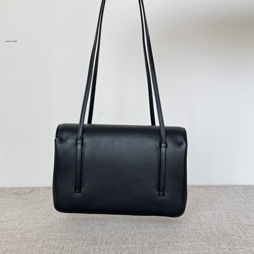 VEANGOW 用心的才是诚意 jennie同款极简风格的26P肩带手提腋下包