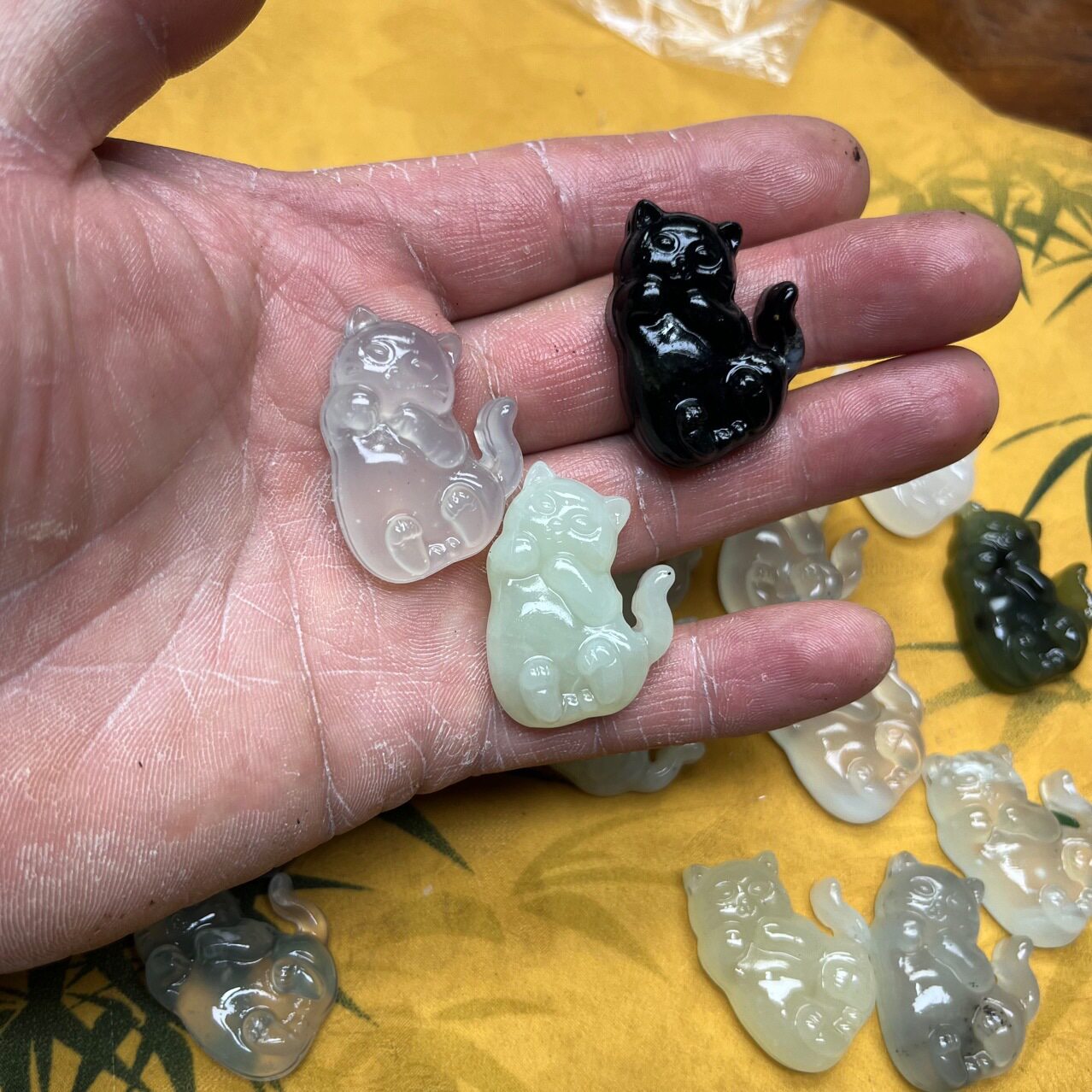 天然玉石岫玉招财猫挂件diy饰品男女通款厂家批发