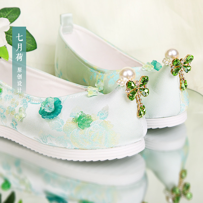 七月荷汉服鞋 小清新浅绿手工缝花朵古风平底荷花翘头鞋蝴蝶日常