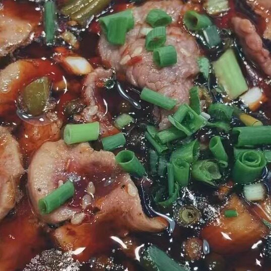 新上 武汉生烫牛肉牛腰酸辣细粉 配一块干子牛肉丝牛腰牛板筋拌面