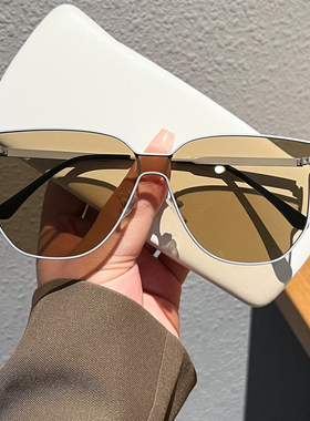韩版大框高级感连体方形墨镜女方圆脸显瘦百搭潮款防紫外线太阳镜