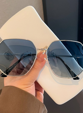 大脸显瘦偏光遮阳太阳镜男