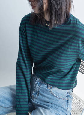 2025春夏新款百搭减龄简约宽松长袖经典条纹显瘦上衣墨绿色T恤女