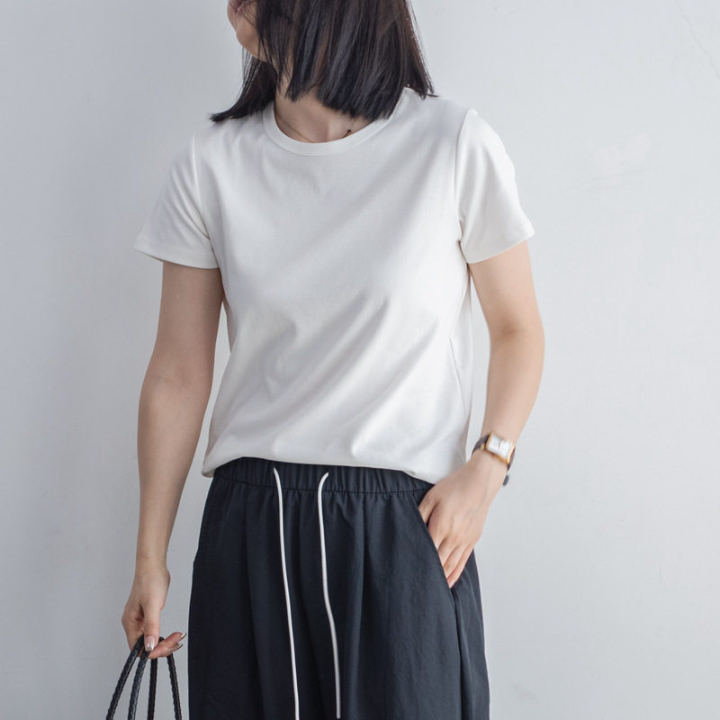 2025春秋新款简约修身显瘦百搭短款内搭光板正肩韩系t恤女白色潮