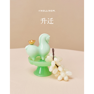 逅里「玉马升迁」绿玉色小马摆件 新年送客户朋友礼 玄关招财布置