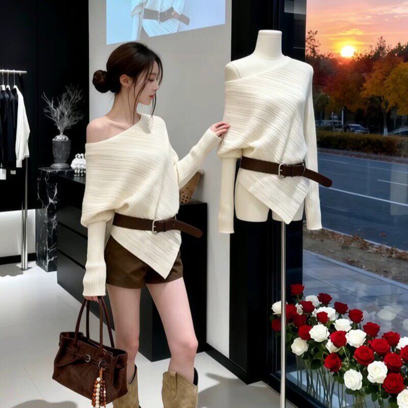 2026不规则斜肩蝙蝠袖毛衣针织衫女秋季设计感韩系慵懒上衣打底衫