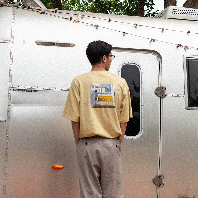 ATMAN线上商店 2020夏新款ins风情侣圣托里尼潮流印花短袖T恤短袖在类目 男装, T恤中 - 来自Buy2taobao.com提供专业的淘宝代购服务