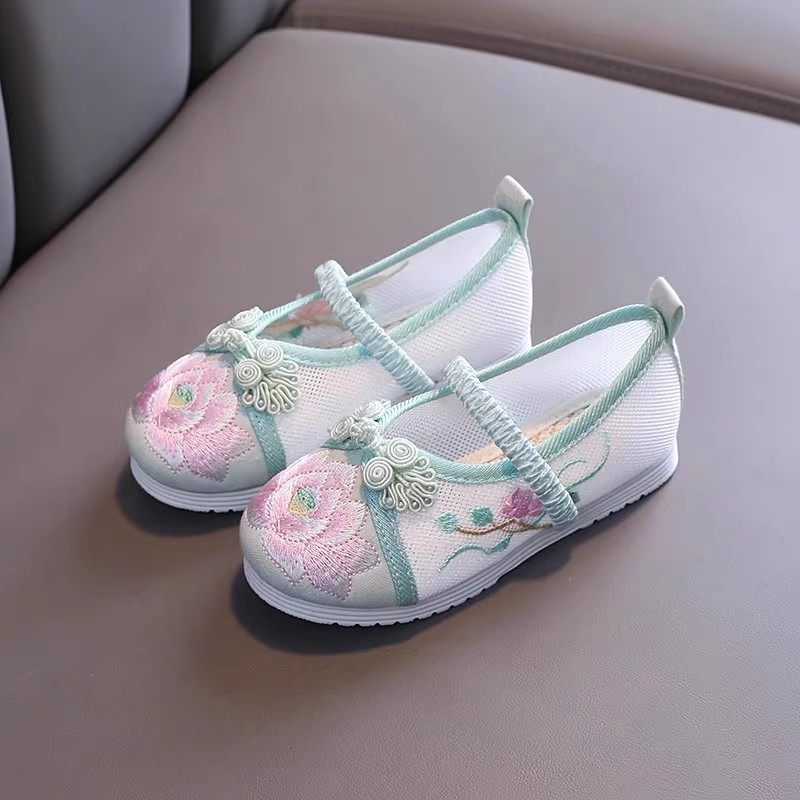 夏季儿童汉服鞋绣花女童网布鞋图片
