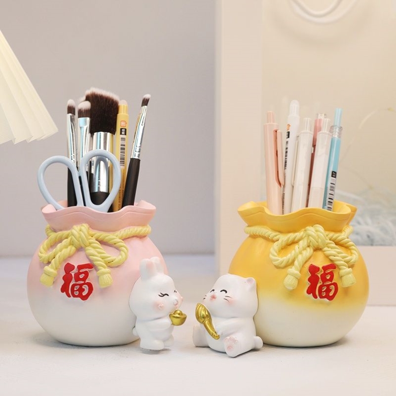 可爱小兔招财猫笔筒客厅卧室书房桌面收纳摆件治愈系装饰生日礼物