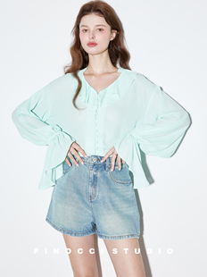 FINOCCI随云朵流浪松弛感剪裁好打理垂顺透气显背薄品质法式 衬衫
