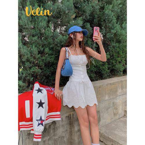 Velin 韩国博主同款白色绝美吊带连衣裙女夏纯欲气质掐腰a字短裙