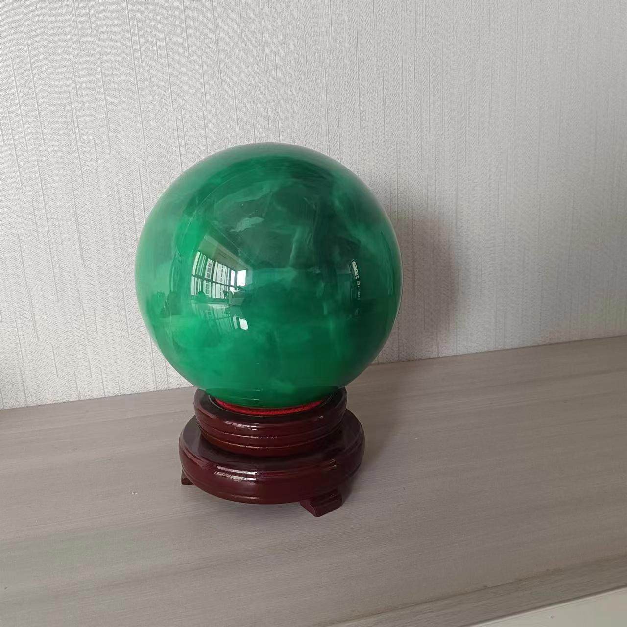 天然夜明珠萤石球绿光石原石夜光球超亮冰种水晶球月光居客厅摆件