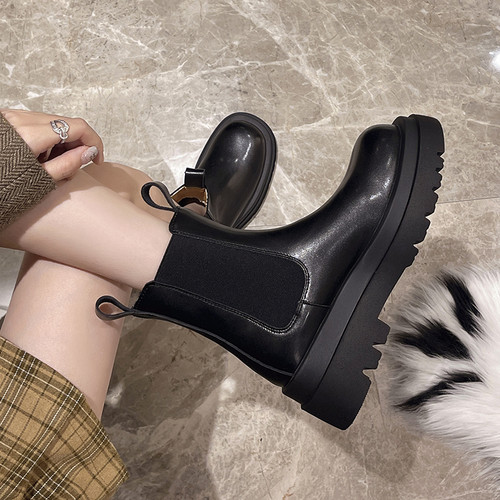 真皮烟筒马丁靴女2025春季新款