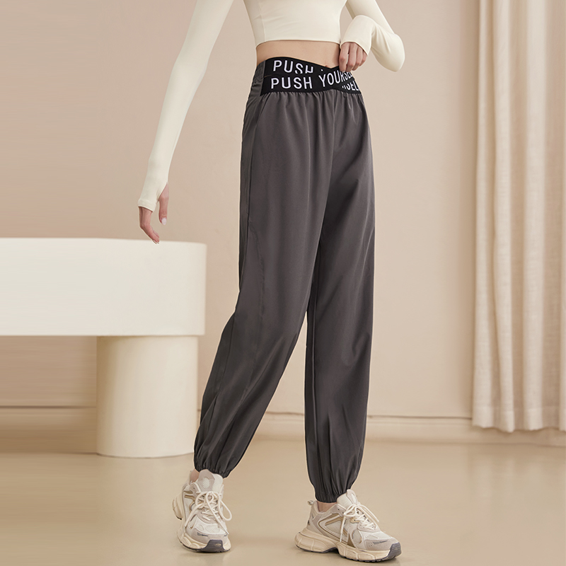 潮牌户外宽松束脚运动长裤
