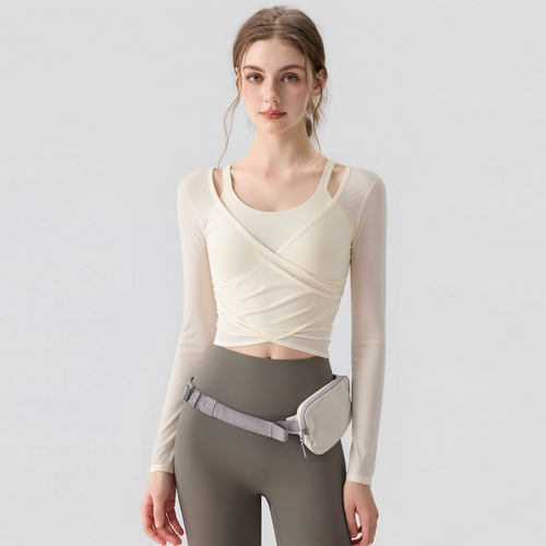 新丽雅叠穿两件瑜伽服运动健身衣