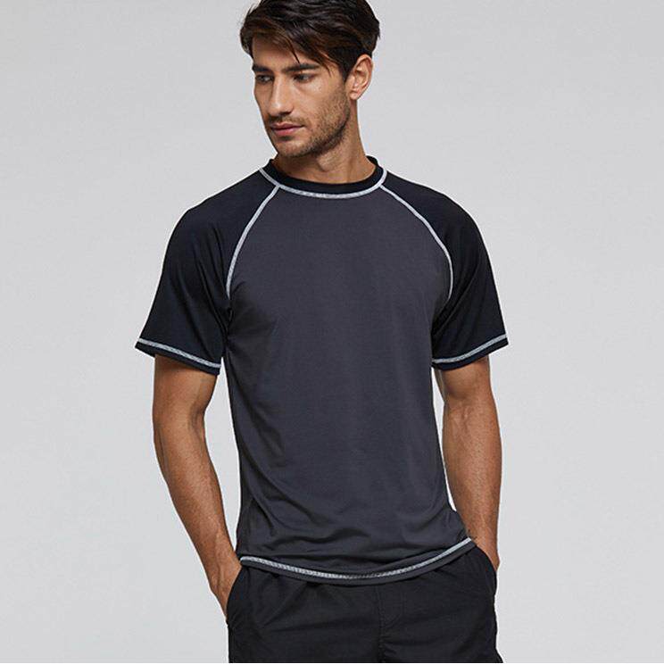 新款男士泳衣短袖大码加肥胖子浮潜冲浪服单件游泳上衣