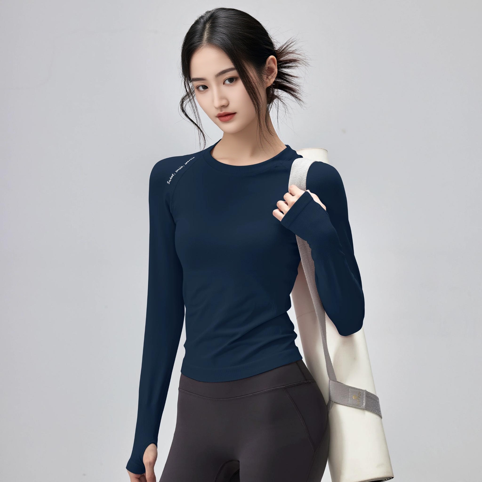 新款运动套装速干修身圆领瑜伽服