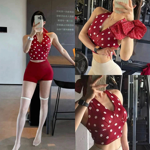 运动上衣小众防震固定杯外穿 悠美YOGA挂脖瑜伽背心女红色波点无袖