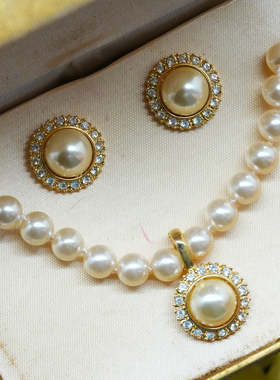 80年代仿珍珠项链耳钉套装