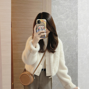 绝美巨好看的冬装白色棒球服小香风短款加绒加厚保暖羊羔绒外套女