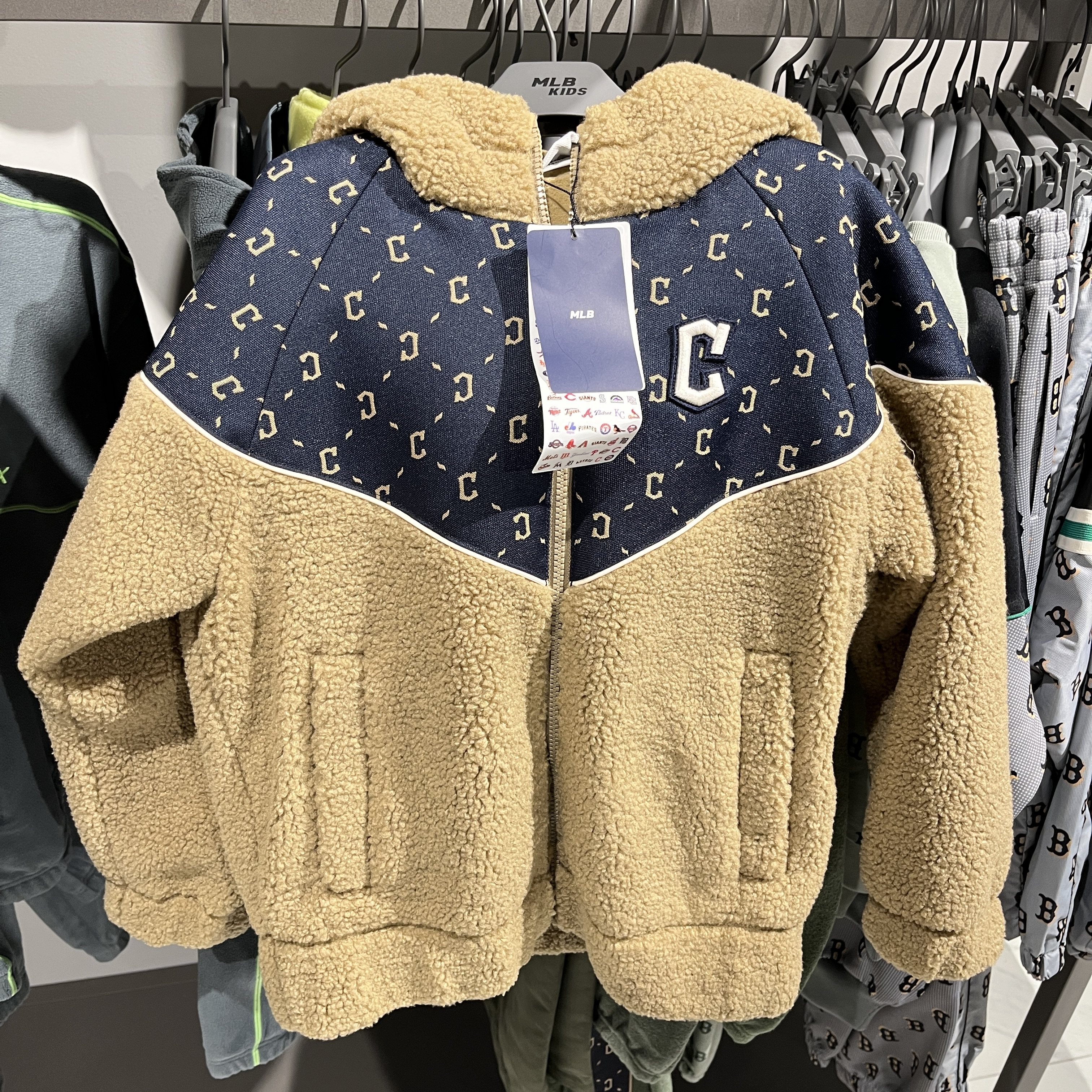 韩国代购MLB儿童拼色加绒外套折扣款M146,童装/婴儿装/亲子装,普通外套,淘宝优惠券,粉丝福利购,淘宝优惠卷