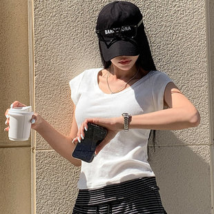 时尚起义韩国代购潮范2026春夏包肩小飞袖U领修身T恤dp26041301