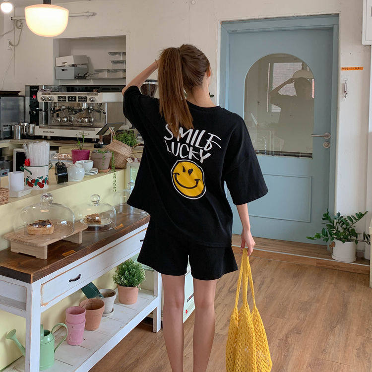 时尚起义韩国套装潮范2025春夏smile笑脸宽松短袖+短裤ly25042705