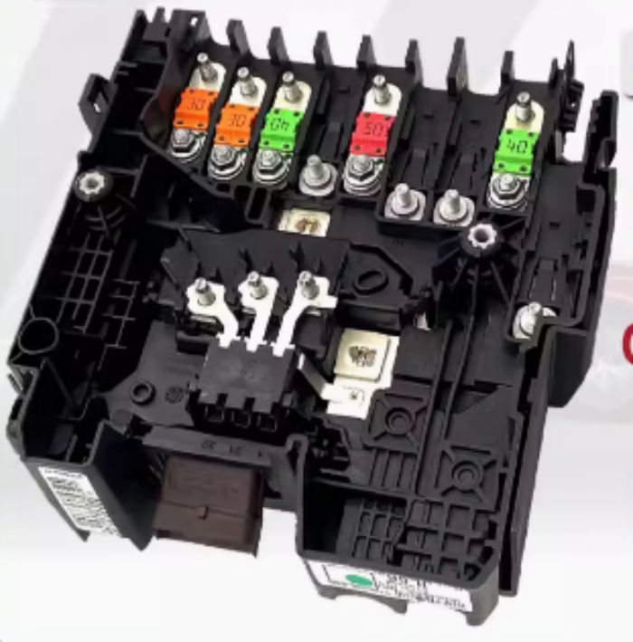 适用标致新款408 T93电瓶管理器BPGA电源管理保护模块继电器盒,汽车零部件/养护/美容/维保,继电器盒总成,淘宝优惠券,粉丝福利购,淘宝优惠卷