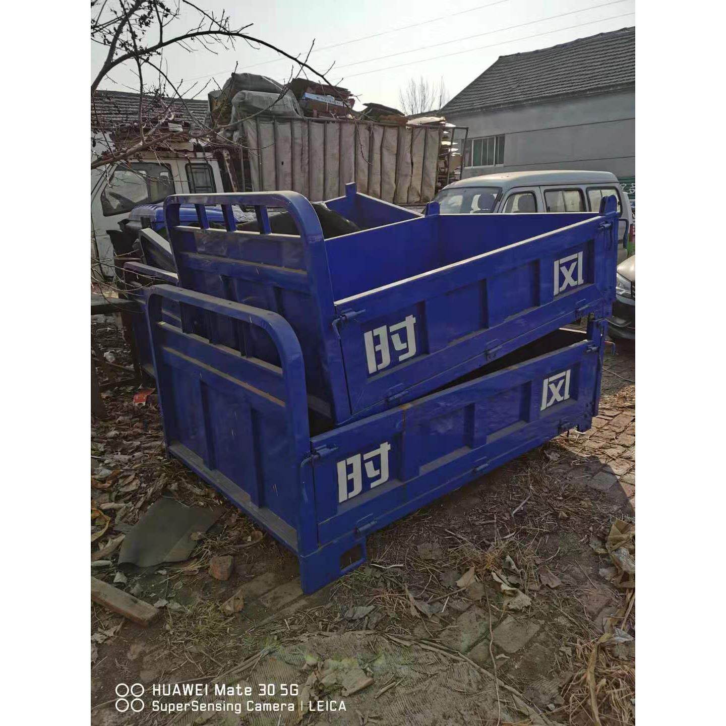 柴油农用原厂时风自卸车厢车斗,三轮车配套产品型号齐全带后门