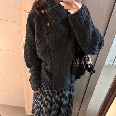 复古黑色麻花翻领毛衣开衫