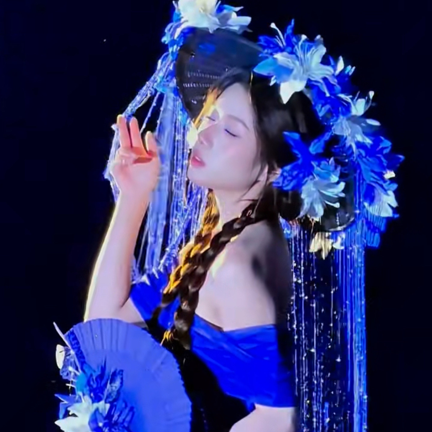 清冷异域蓝白花朵闪丝长流苏帷帽