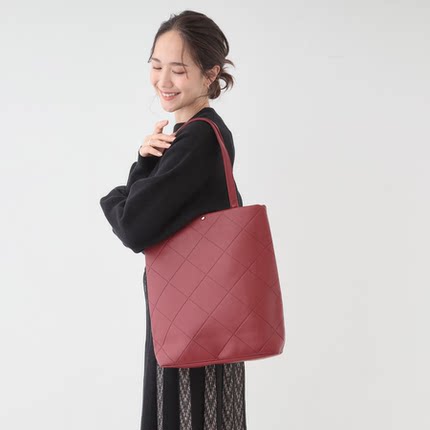 SHOO 2026春季新款 日本原单外贸手提单肩斜纹压花女包