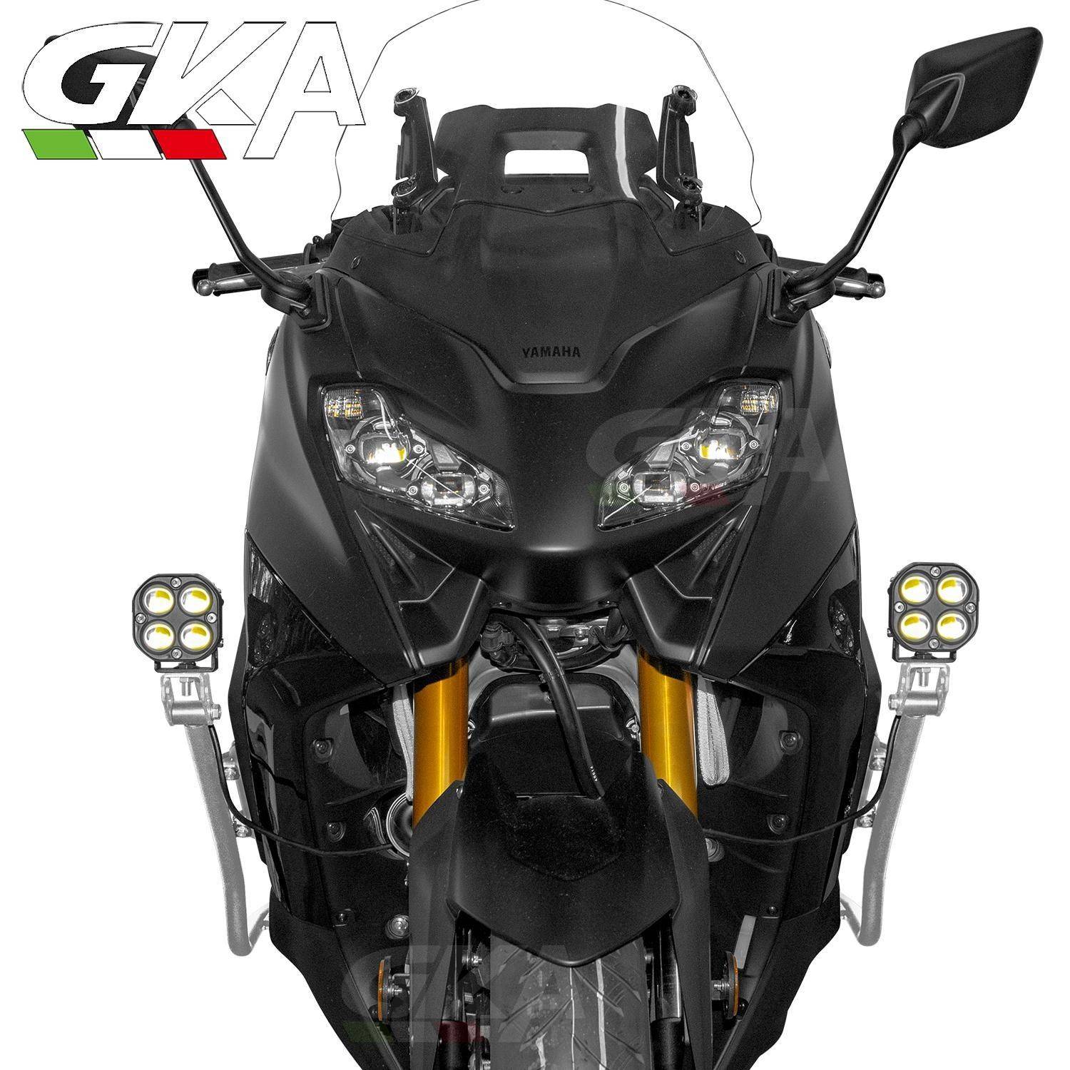 YAMAHA TMAX560改装不锈钢保险杆含铝合金脚踏板与射灯支架