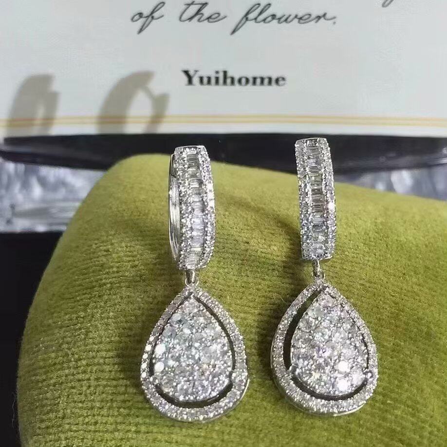 香港珠宝展18K金女镶嵌1.2克拉天然南非高品质钻石水滴耳扣送证书