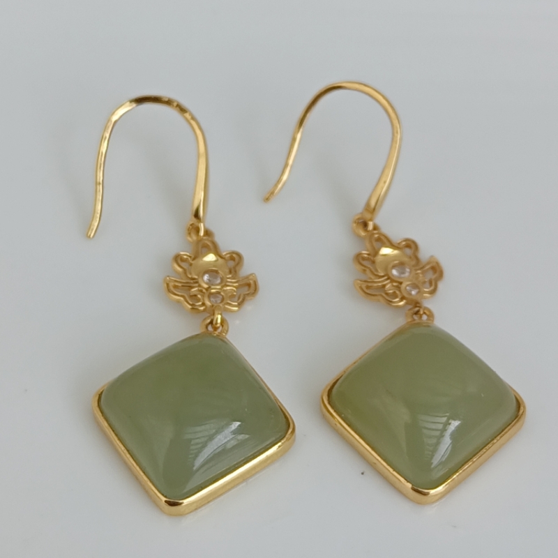 天然和田玉晴水绿耳坠S925银镀金真玉石耳环气质复古饰品女带证书