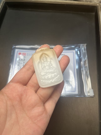 精品和田玉观音