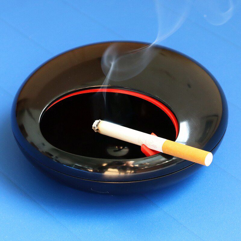 跨境热卖创意烟灰缸有带盖子防飞灰北欧个性小号家用防风烟缸大号