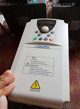 YK500-T3-4R0G/5R5PB变频器4KW/5.5K-议价