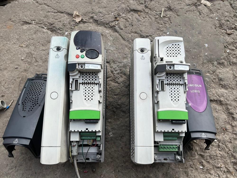 变频器ES2402ES2403电梯柜拆机包好