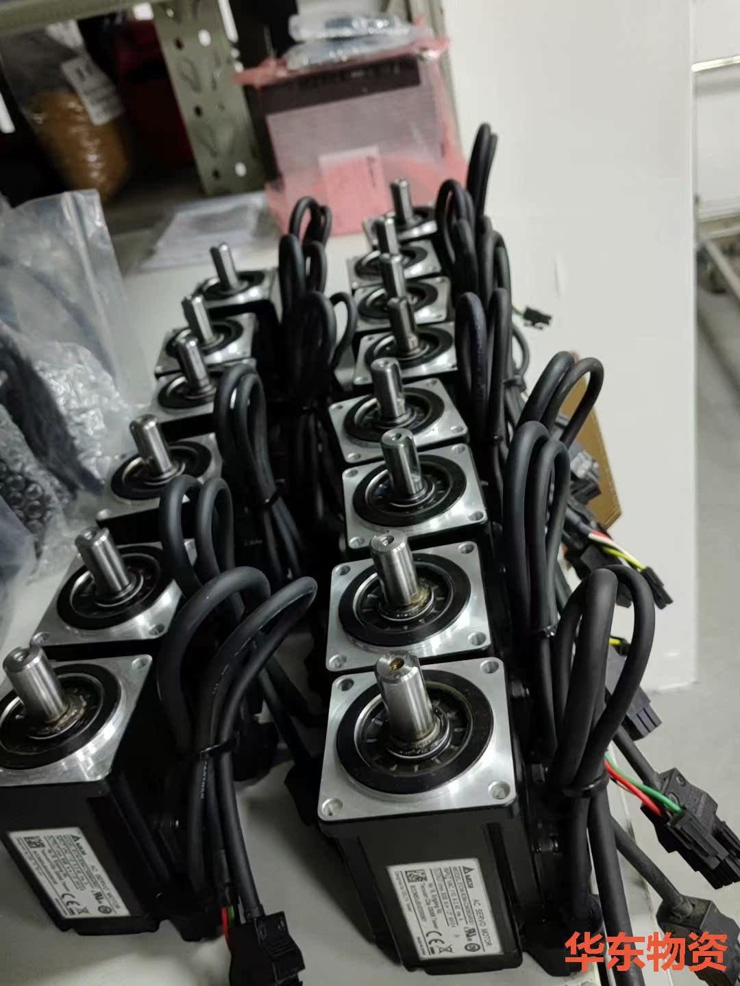 台达B3 400w电机  ECM-B3M-CM0604RS1