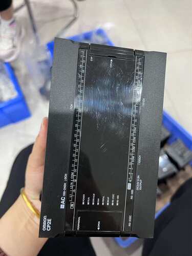 欧姆龙PLCCP2E-S40DR-A实物拍摄-议价