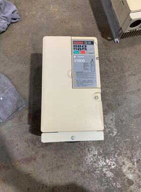 安川V1000变频器7.5KWVB4A0023FBA实物
