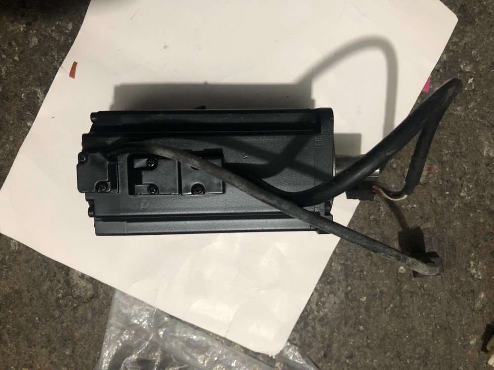 台达电机ECM-A3L-CY0807SS0成色如图功能包-议价