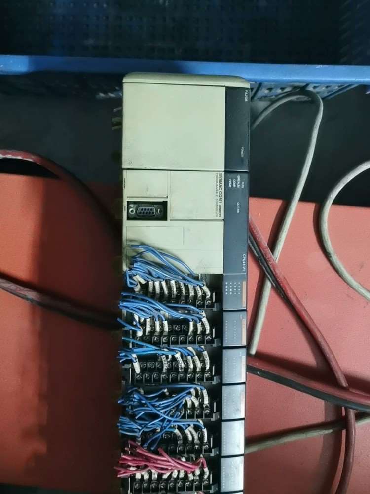 欧姆龙PLC一组CQM1-PA206CQM1-CPU41-议价