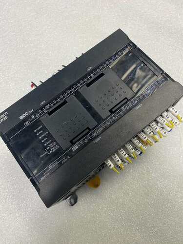 欧姆龙PLCCP2E-N40DT-D功能包好成色漂亮-议价