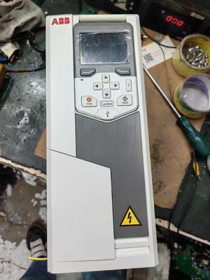 ABBACS580系列2.2KW的底座加外壳成色漂亮不带主板-议价